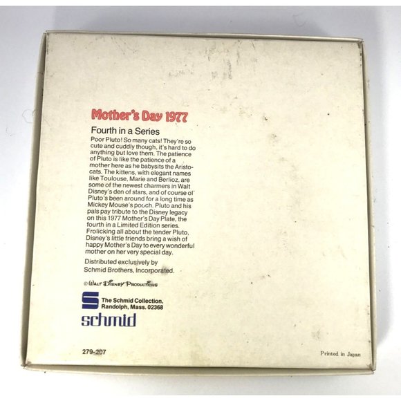 Walt Disney 1977 Mother's Day Plate with Pluto & Kittens Schmid in Original Box - Picture 4 of 4